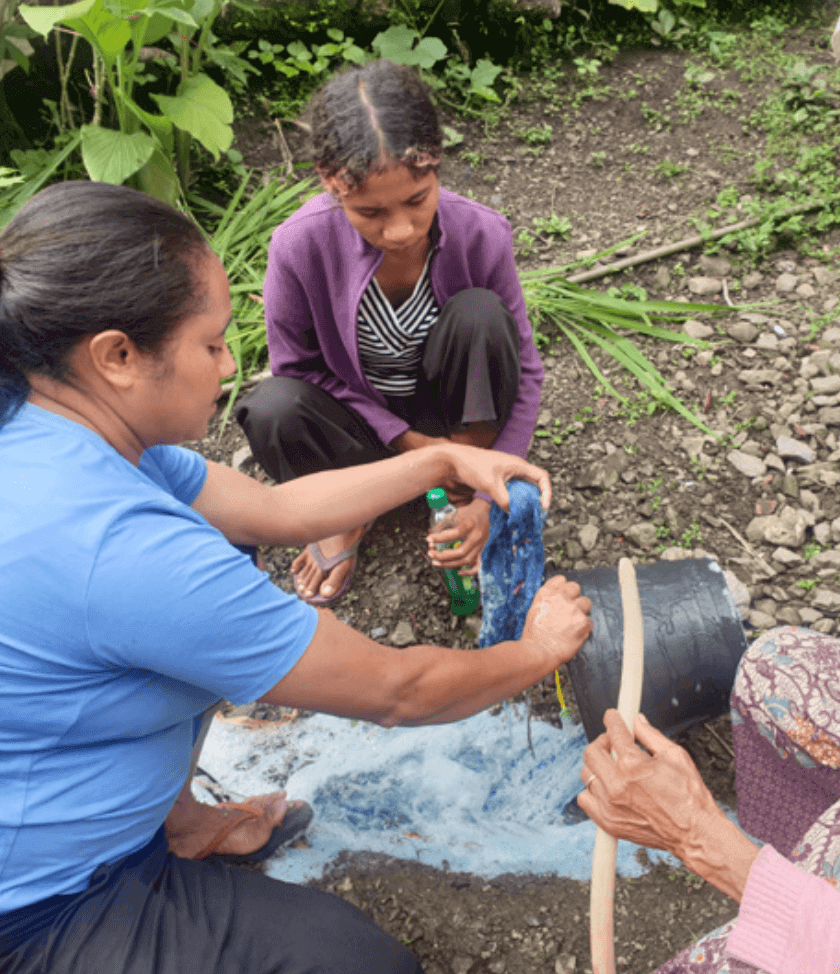 - Dyed with prepared liquid material - Scour or take off all the remaining materials